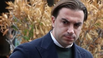 Giacomo Bozzoli, la fuga e il mistero della Maserati: registrato in un hotel in Spagna ma c’è il sospetto depistaggio
