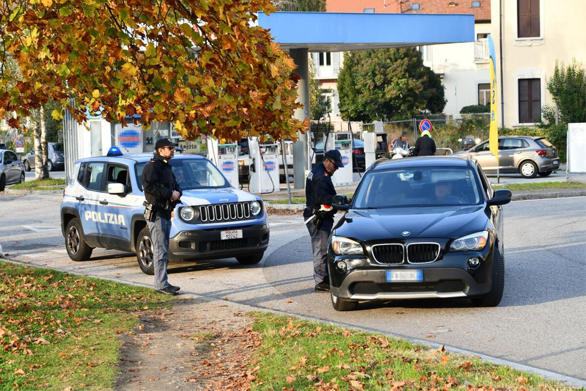 Irregolari e pericolosi: identificati a Lecco 3 migranti autori di reati violenti Irregolari e pericolosi: identificati a Lecco 3 migranti autori di reati violenti