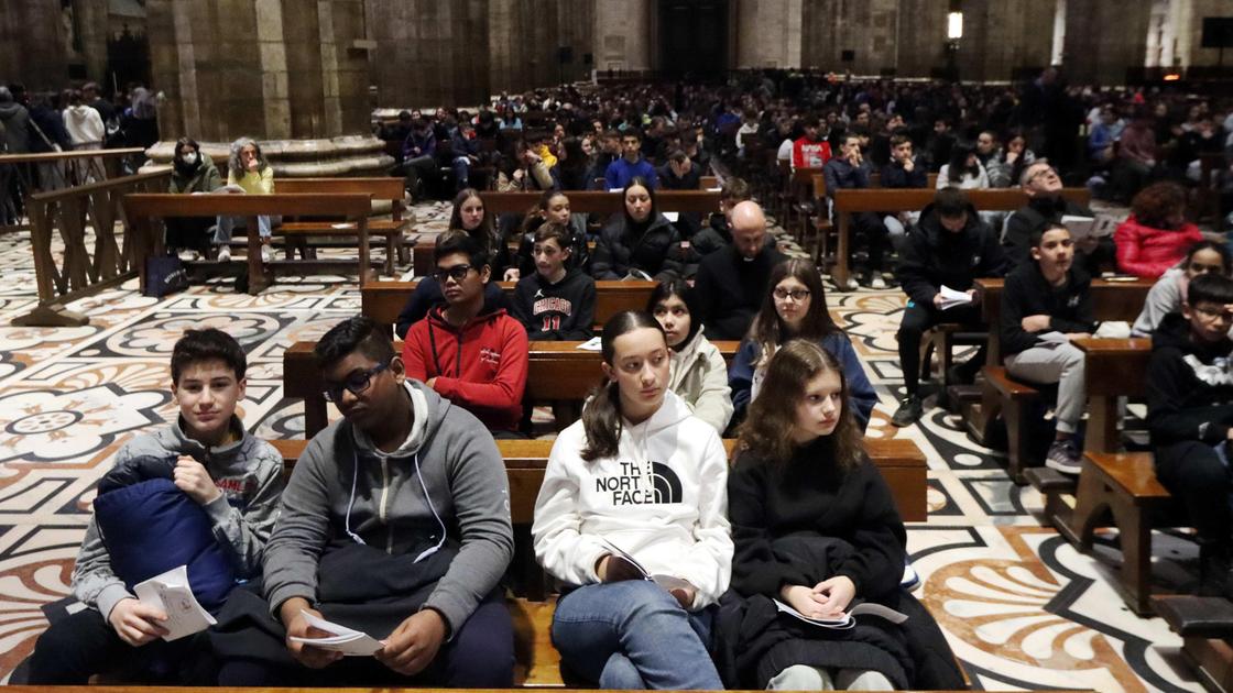 il giubileo dei teenager duemila in duomo noi pronti per roma e per san carlo acutis 