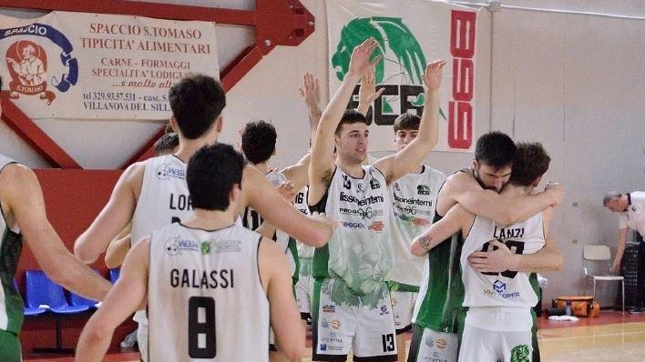 La Brianza Casa Basket vince un match cruciale contro Cassino all'over-time, ribaltando lo scarto dell'andata e salendo a quota 30 punti. La salvezza è vicina, ma l'obiettivo sono i playoff.