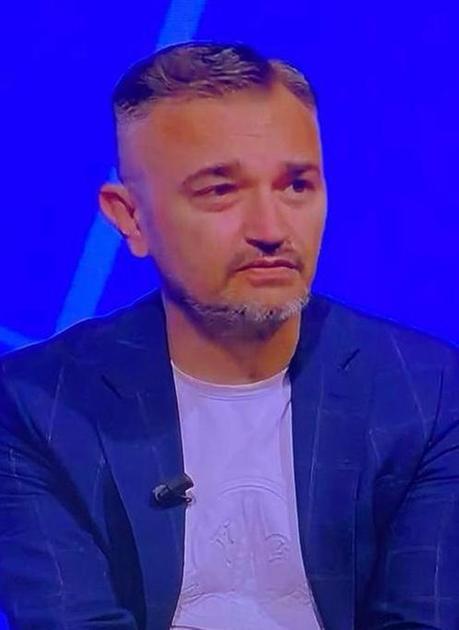 Colpo in casa dei lilla. Cannella, nuovo dirigente