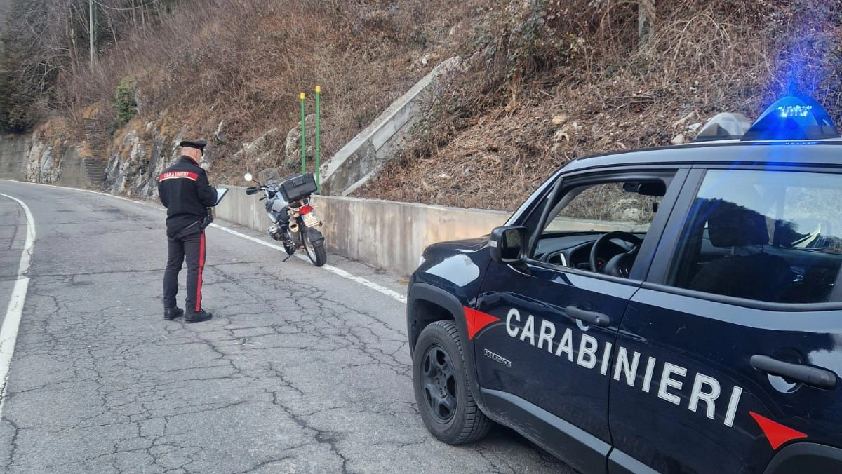 Il tratto di provinciale in cui è avvenuto lo schianto Il tratto di provinciale in cui è avvenuto lo schianto