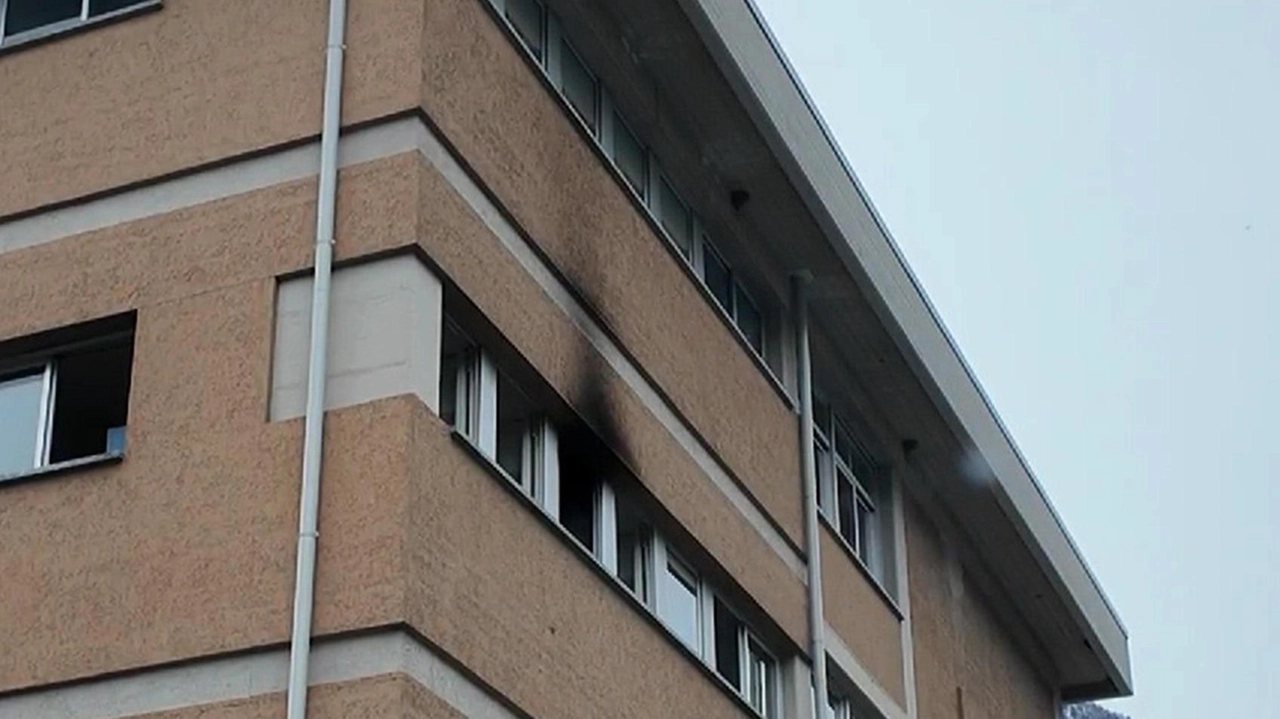 Tirano, l’ombra del dolo all’istituto Pinchetti. Non ci sono feriti o intossicati . Tirano, l’ombra del dolo all’istituto Pinchetti. Non ci sono feriti o intossicati .