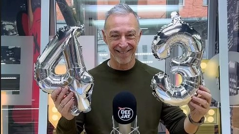 Linus, radio Deejay compie 43 anni (Frame video profilo Instagram)