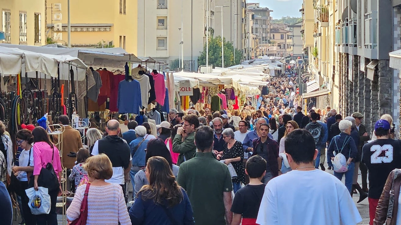 GLI AMBULANTI DI FORTE DEI MARMI®” GLI AMBULANTI DI FORTE DEI MARMI®”