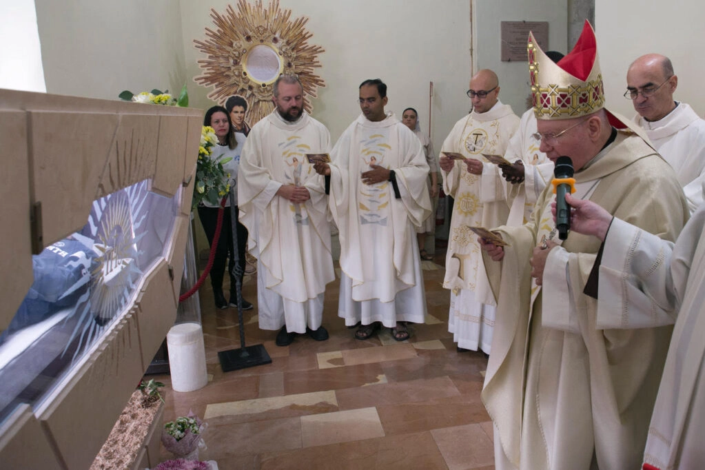 Il Santuario della Spogliazione Carlo Acutis ad Assisi, dove dal 2019 riposano le spoglie mortali del ragazzo