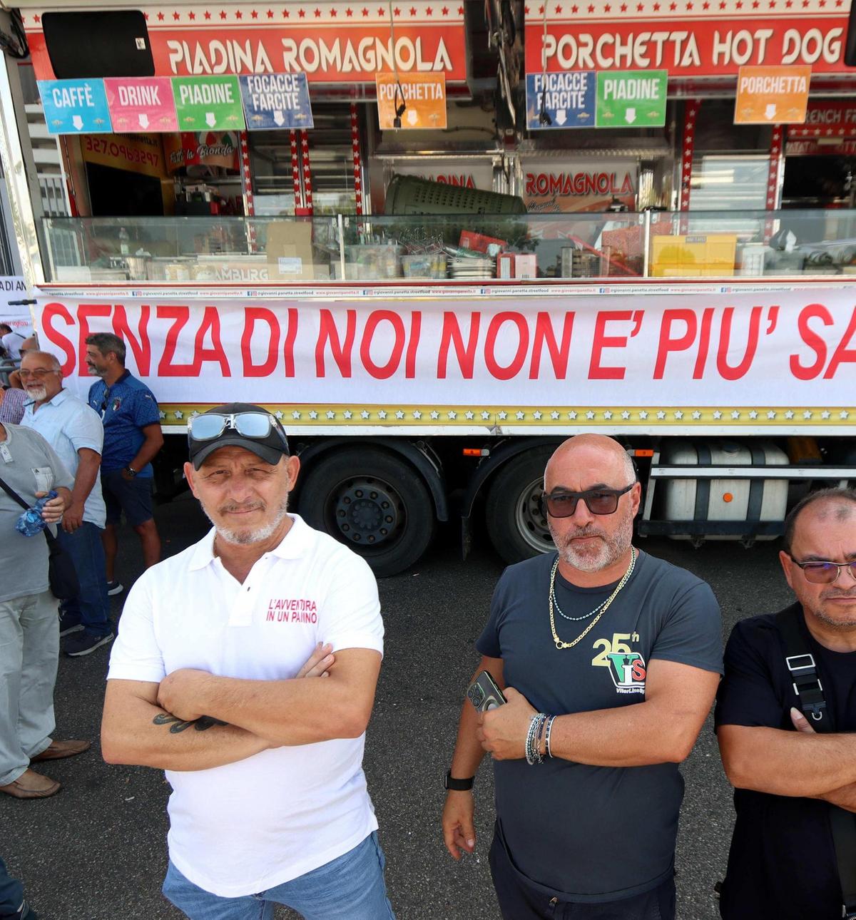 "Panini e maglie: senza di noi non è più San Siro"