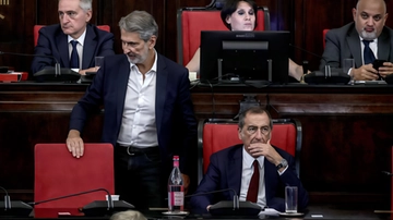 L’inchiesta, le strategie e gli effetti. Gli immobiliaristi: in fumo il 3% del Pil. E nel mirino dei magistrati le chat di Sala