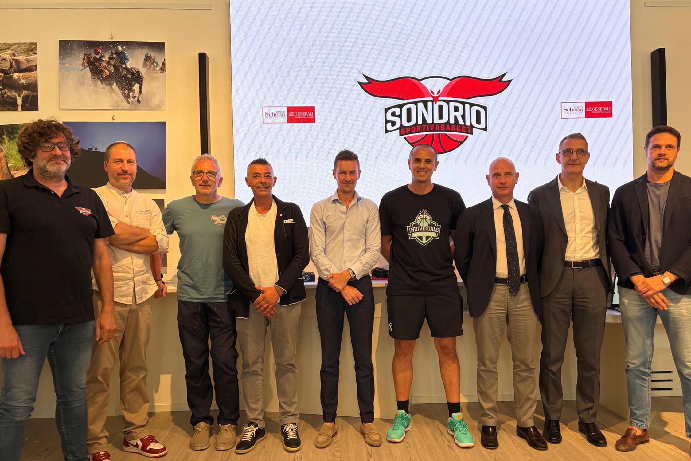Basket Sondrio. Testa e Puccio: "Coach vincenti" Basket Sondrio. Testa e Puccio: "Coach vincenti"