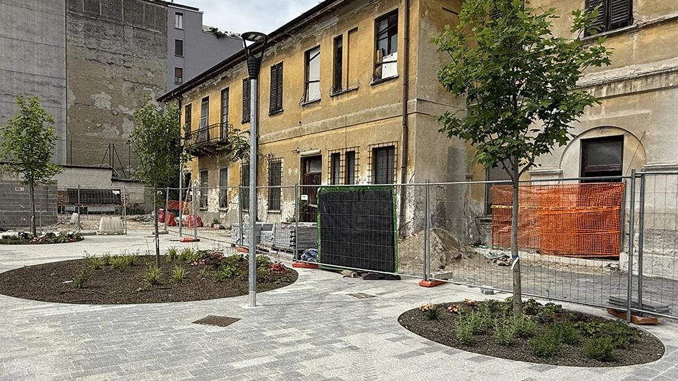 L’ex obitorio di via Francesco Sforza: c’è l’accordo tra Comune e Statale per il restyling dell’immobile che ospiterà alcune aule universitarie L’ex obitorio di via Francesco Sforza: c’è l’accordo tra Comune e Statale per il restyling dell’immobile che ospiterà alcune aule universitarie