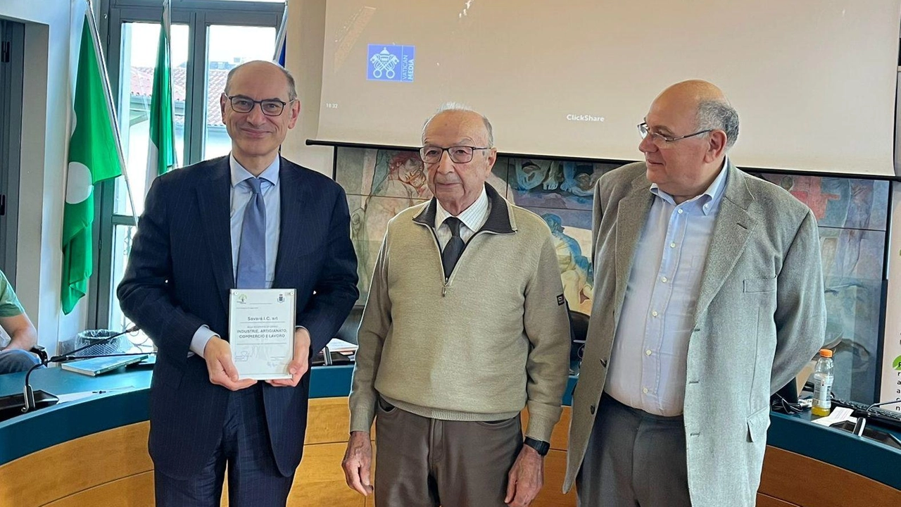 Industria, cultura e identità: la Famiglia Cerrese rilancia il territorio. Un tessuto solido, una realtà spesso silenziosa che oggi trova... Industria, cultura e identità: la Famiglia Cerrese rilancia il territorio. Un tessuto solido, una realtà spesso silenziosa che oggi trova...