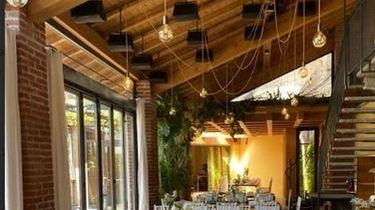 Scopri la Vecchia Osteria Ca’ del Parto, dove Simone Virtuani unisce tradizione e innovazione nella cucina lodigiana. Scopri la Vecchia Osteria Ca’ del Parto, dove Simone Virtuani unisce tradizione e innovazione nella cucina lodigiana.