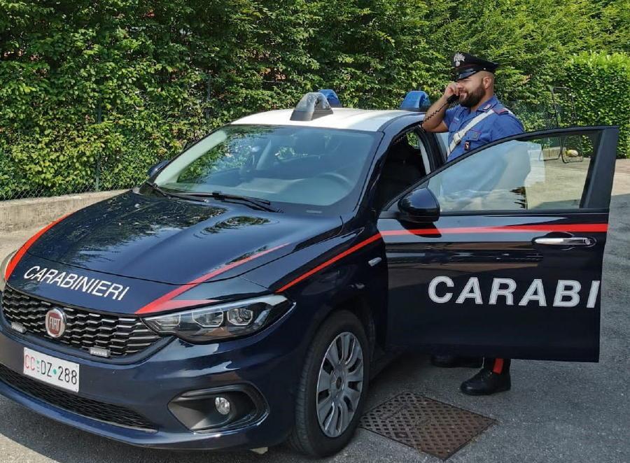Darfo, 19enne accoltellato alla festa del paese: arrestati altri due giovani Darfo, 19enne accoltellato alla festa del paese: arrestati altri due giovani