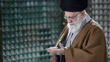 Ali Khamenei in un bunker a Lavizan, braccato dai caccia e dal Mossad. Ex 007 Mancini: “Ma si deve guardare di più dagli agenti infiltrati”