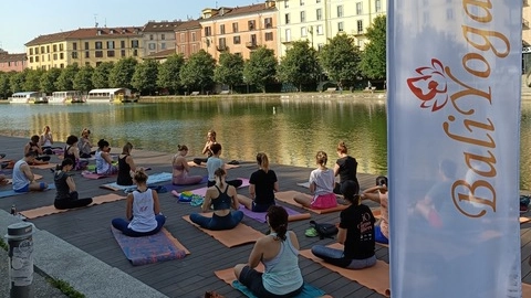 Lezioni di yoga in Darsena a Milano Lezioni di yoga in Darsena a Milano