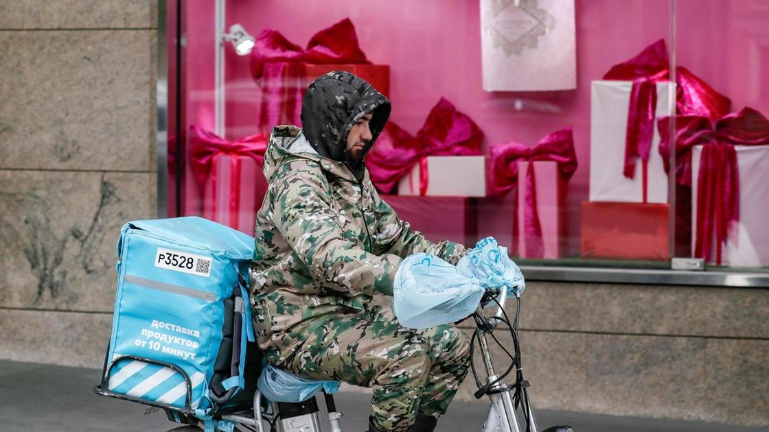 insulti razziali rider parla