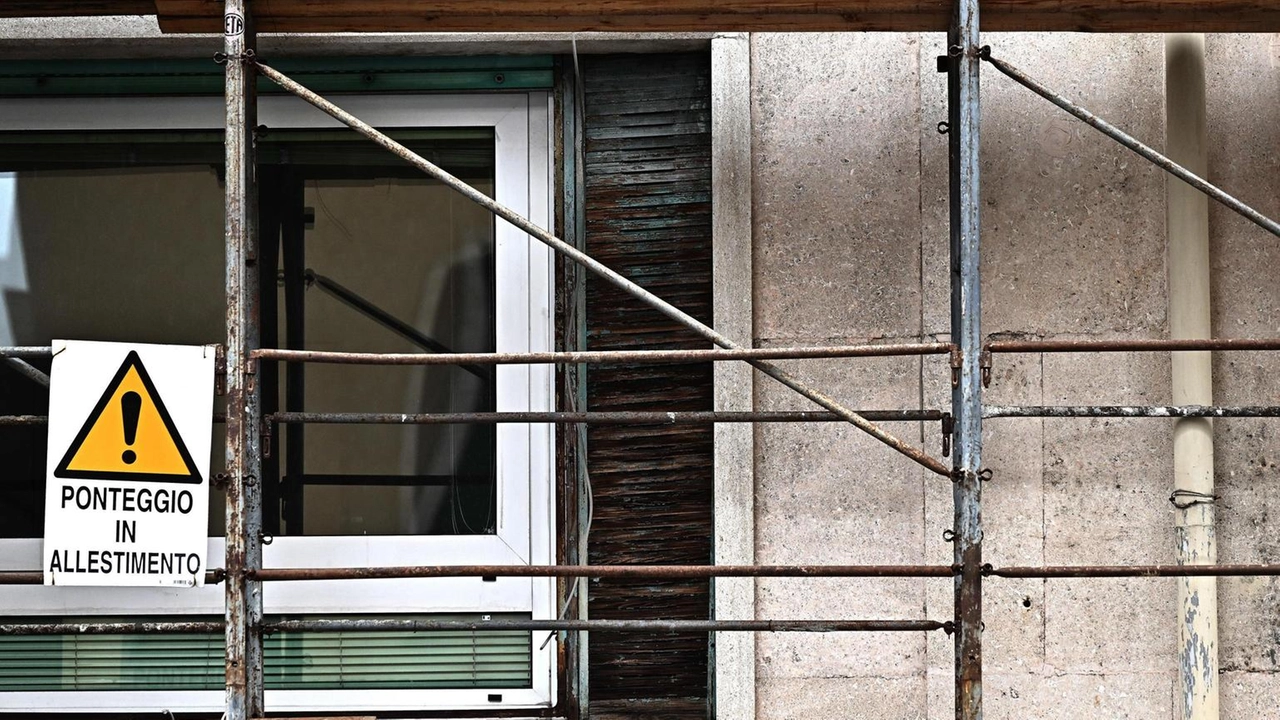 Detrazioni fiscali al 50% per Bonus ristrutturazioni, Ecobonus e Sismabonus nel 2025. Novità dalla legge di Bilancio. Detrazioni fiscali al 50% per Bonus ristrutturazioni, Ecobonus e Sismabonus nel 2025. Novità dalla legge di Bilancio.