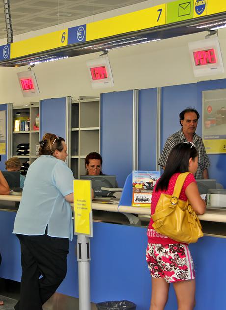 Poste chiuse di pomeriggio sciopero e disagi per un mese