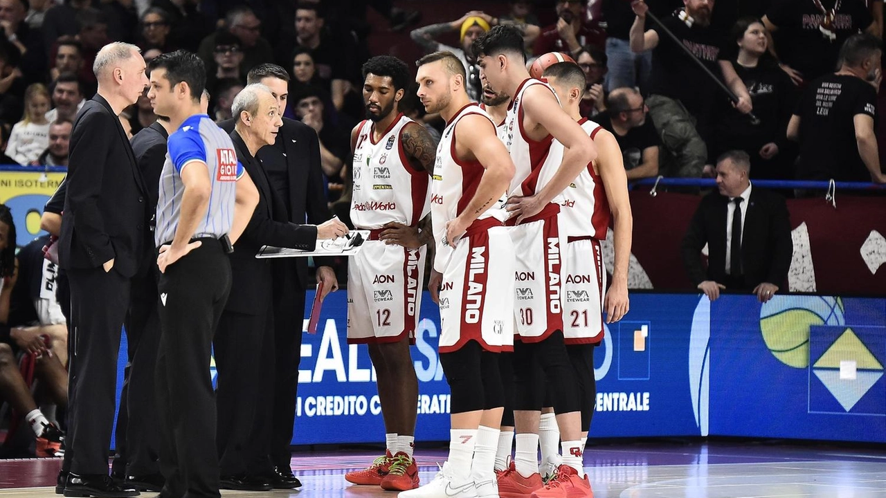 I biancorossi hanno perso tutto lo smalto in attacco delle ultime settimane vissute più volte oltre quota 100 punti I biancorossi hanno perso tutto lo smalto in attacco delle ultime settimane vissute più volte oltre quota 100 punti