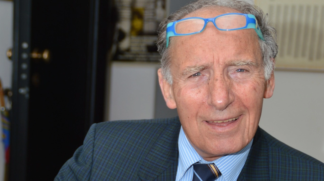Paolo Pillitteri, ex sindaco di Milano, si è spento a 84 anni (Foto facebook Stefano Pillitteri)