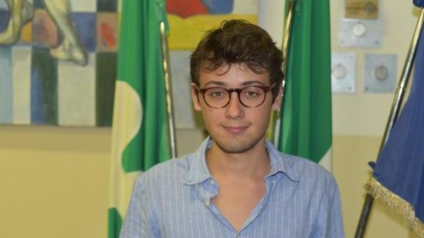 Soppressa la fermata della linea Trenord S 13. Raccolte 775 firme, la questione in Regione Soppressa la fermata della linea Trenord S 13. Raccolte 775 firme, la questione in Regione