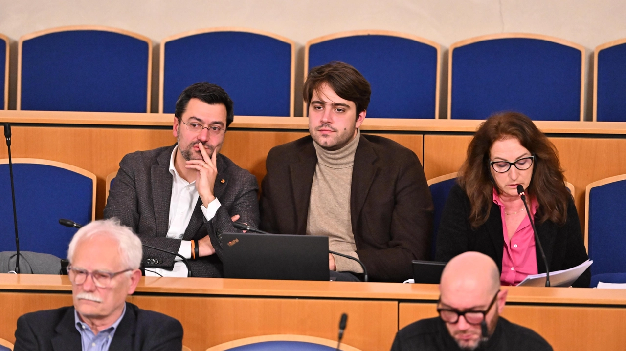 È entrato in vigore il nuovo Pgt, la discussione era partita nel 2021 . C’è la possibilità di andare oltre i limiti se a beneficiarne sarà la collettività. È entrato in vigore il nuovo Pgt, la discussione era partita nel 2021 . C’è la possibilità di andare oltre i limiti se a beneficiarne sarà la collettività.