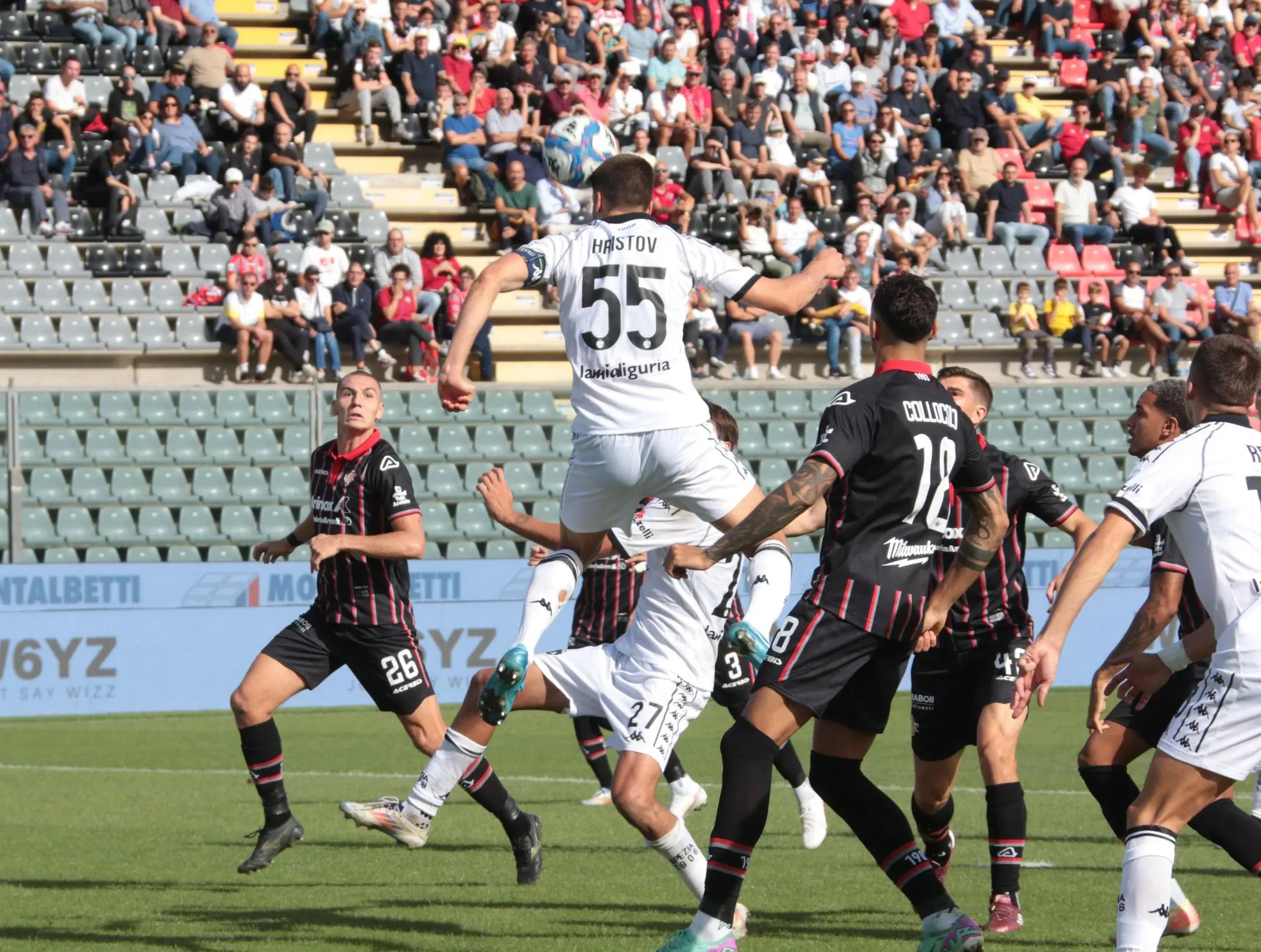 Cremonese-Spezia: Sfida Cruciale per i Playoff di Serie B