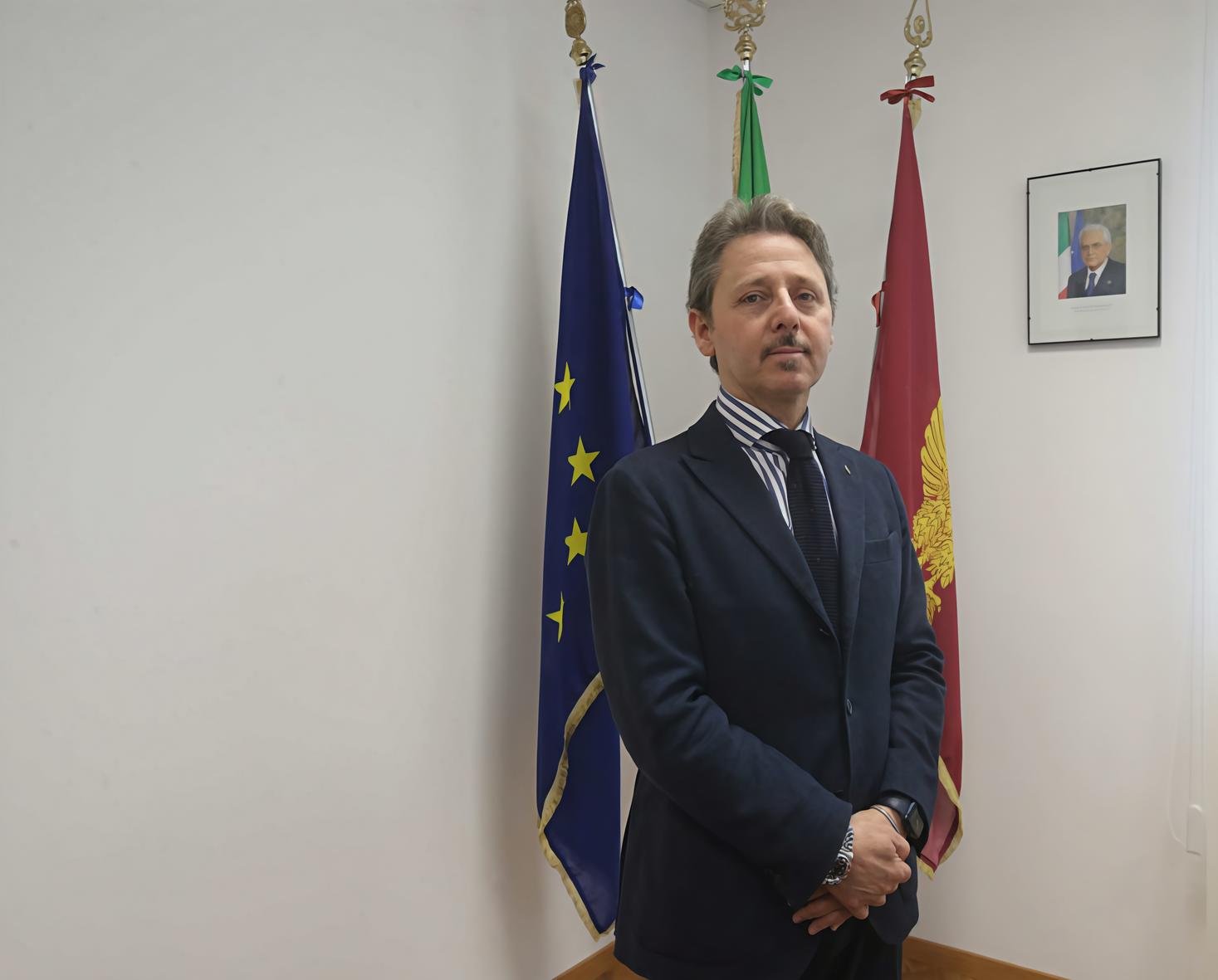 Il Questore se ne va: "Una città attenta. Ma deve svecchiarsi con luci e telecamere" Il Questore se ne va: "Una città attenta. Ma deve svecchiarsi con luci e telecamere"