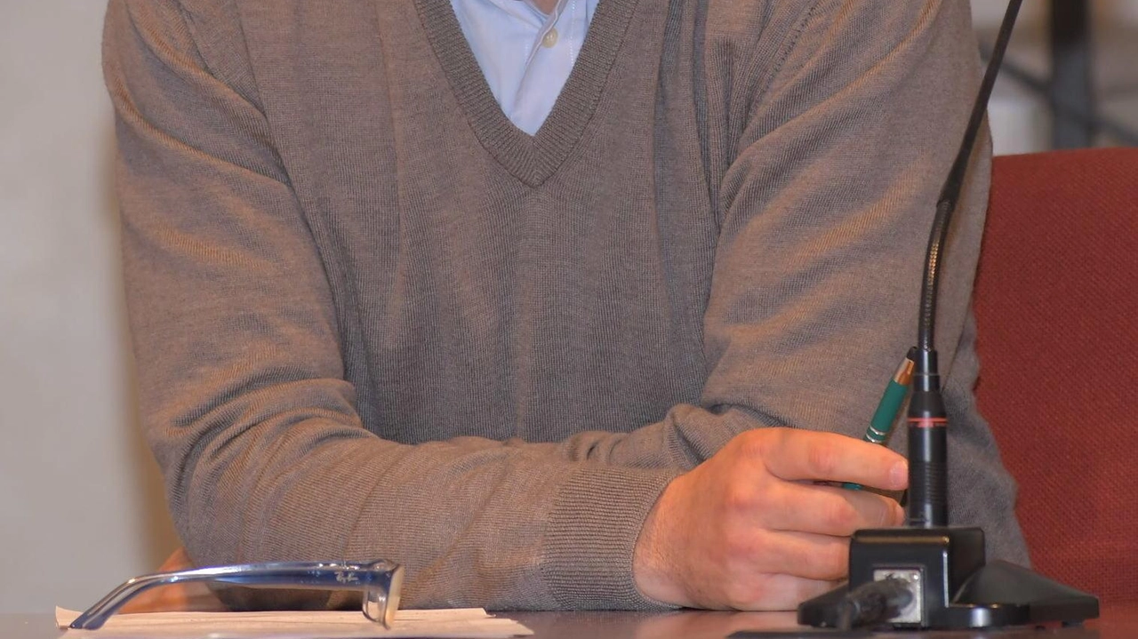 La provincia ha un reddito pro capite di 17.495 euro e, secondo i dati più recenti, il 12,23% del reddito...