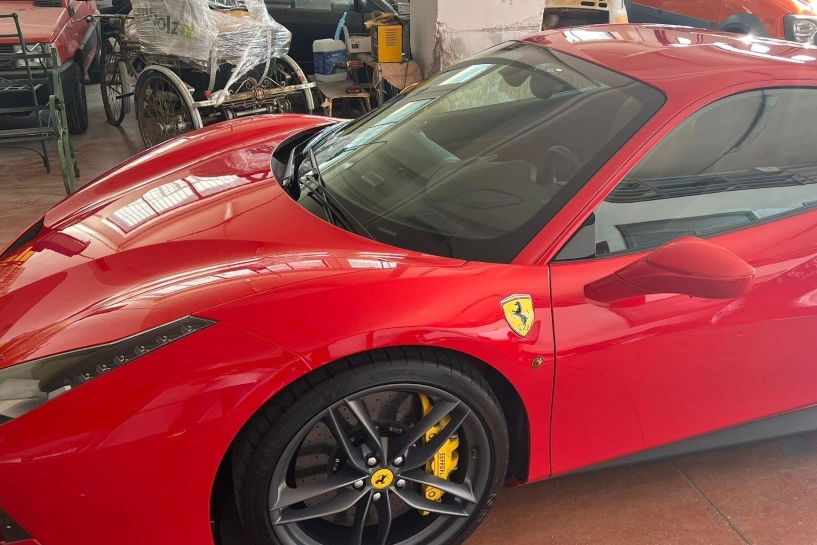 La Ferrari sequestrata