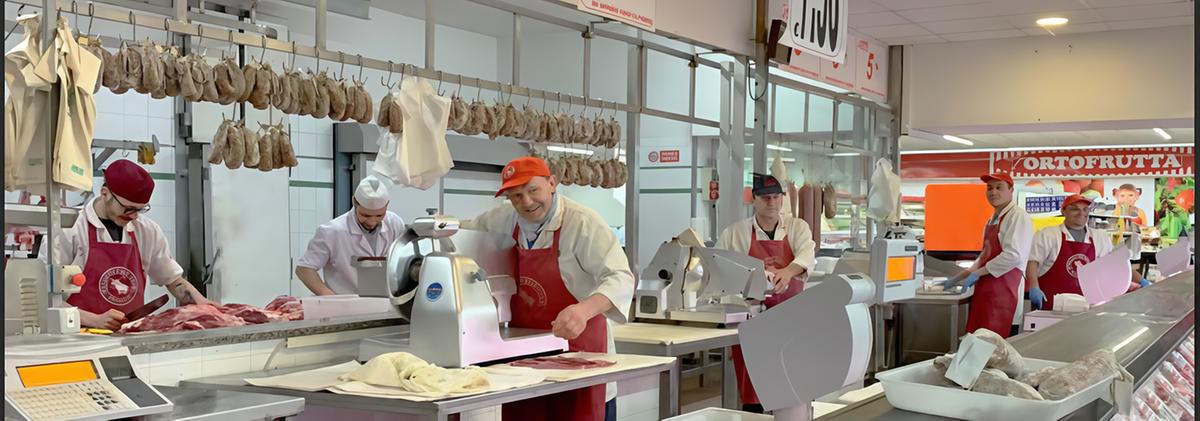 Mezzo secolo di Mercato delle Carni: "Il gusto della tradizione" in una festa