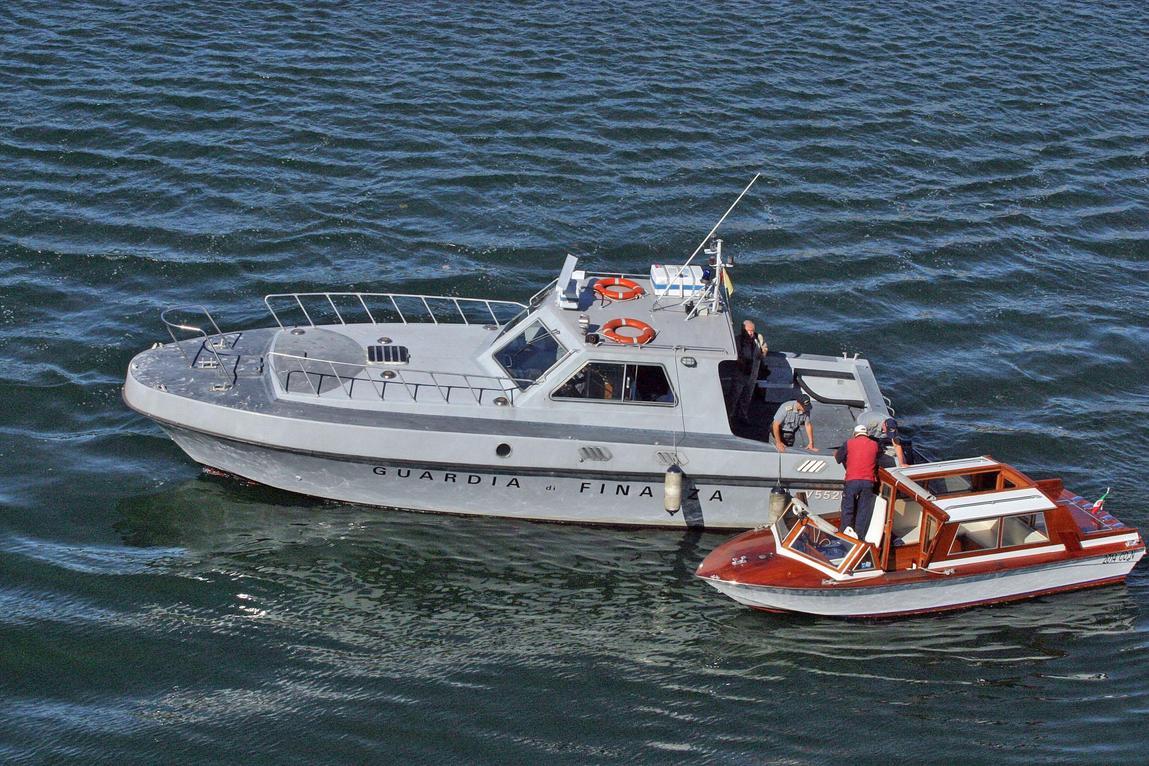 Navigazione sotto costa e velocità. Multe per garantire la sicurezza