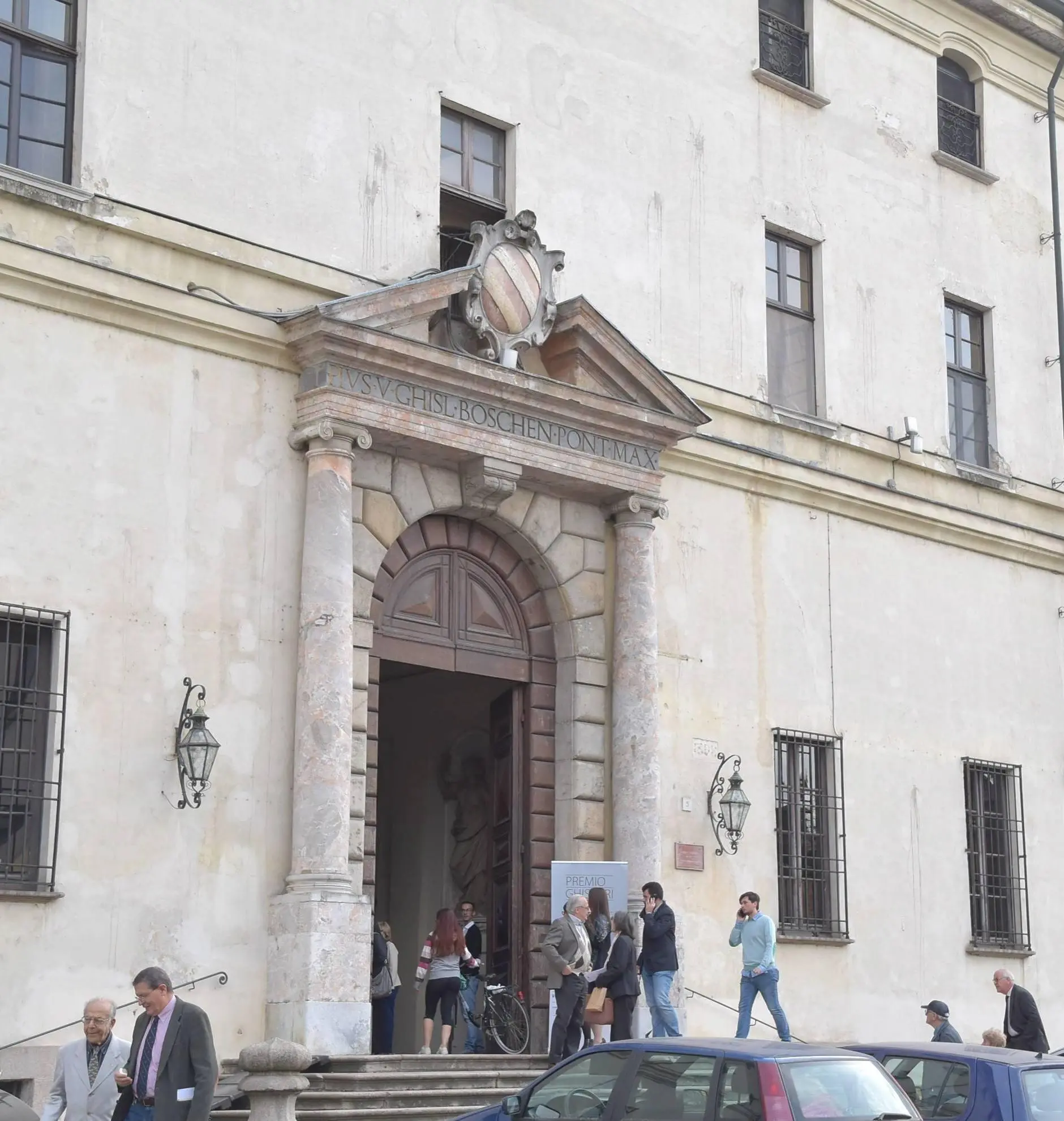 Virtù delle piante. Se ne parla al collegio Ghislieri