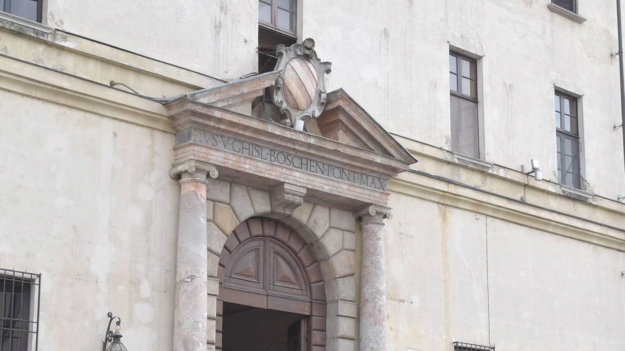 Virtù delle piante. Se ne parla al collegio Ghislieri