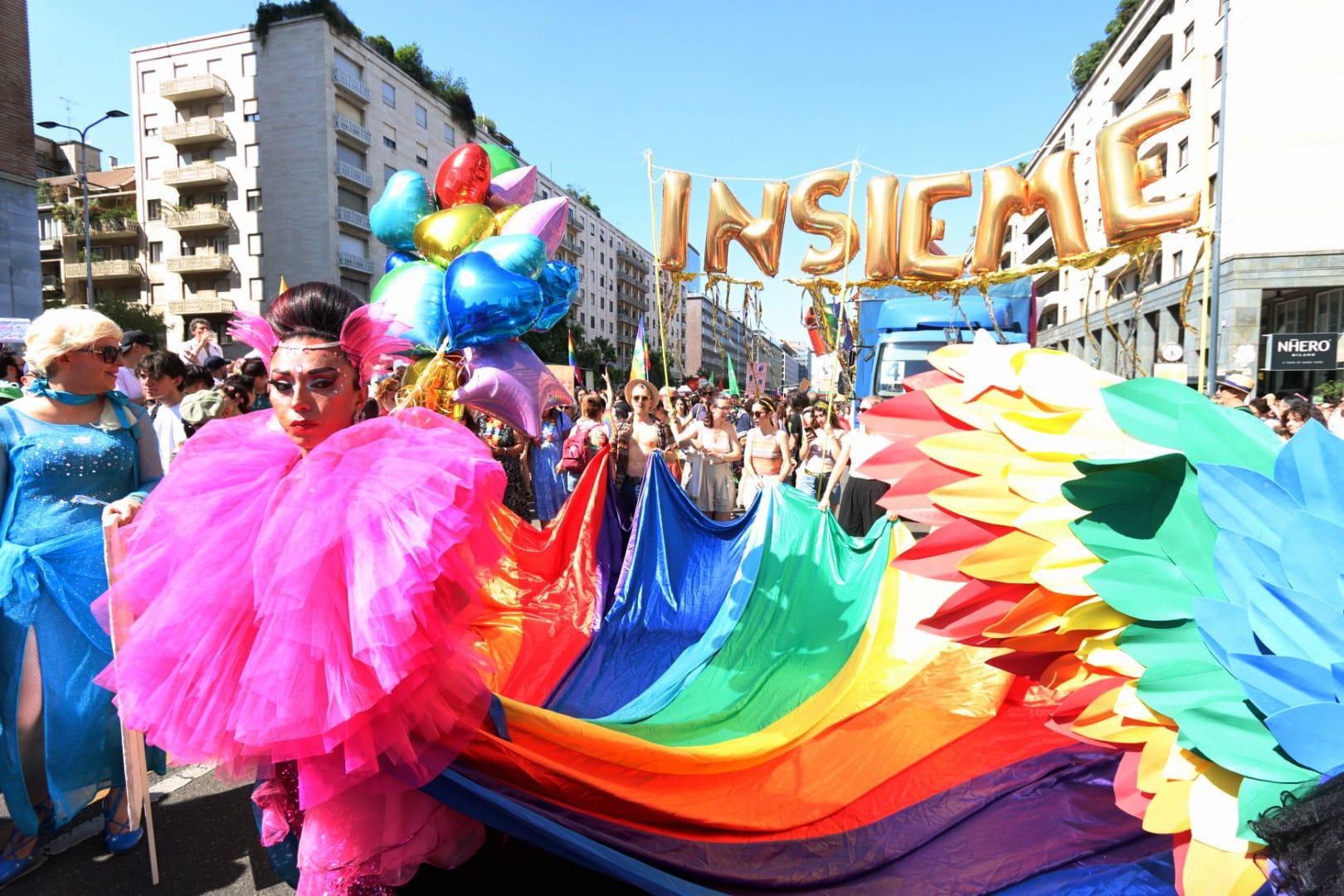 Parata Milano Pride 2025: il percorso, gli orari e chi ci sarà. Poi il concerto Parata Milano Pride 2025: il percorso, gli orari e chi ci sarà. Poi il concerto