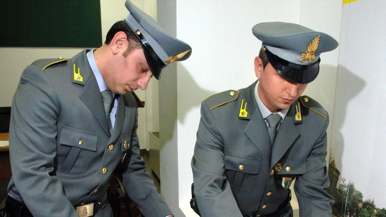Cantieri “fantasma” e Superbonus 110%. La Guardia di Finanza ha smascherato una nuova frode – stavolta da almeno mezzo... Cantieri “fantasma” e Superbonus 110%. La Guardia di Finanza ha smascherato una nuova frode – stavolta da almeno mezzo...