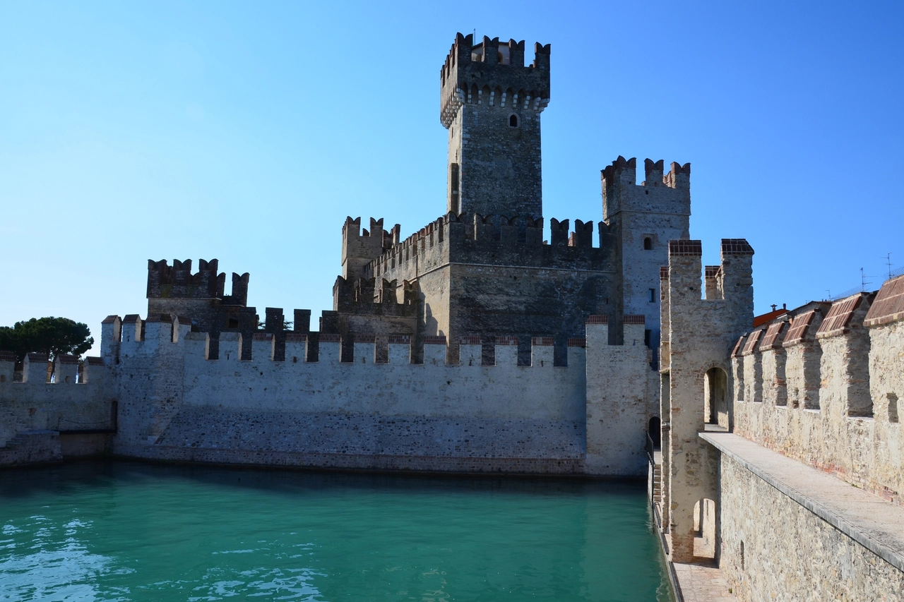 Sirmione, Castello Scaligero