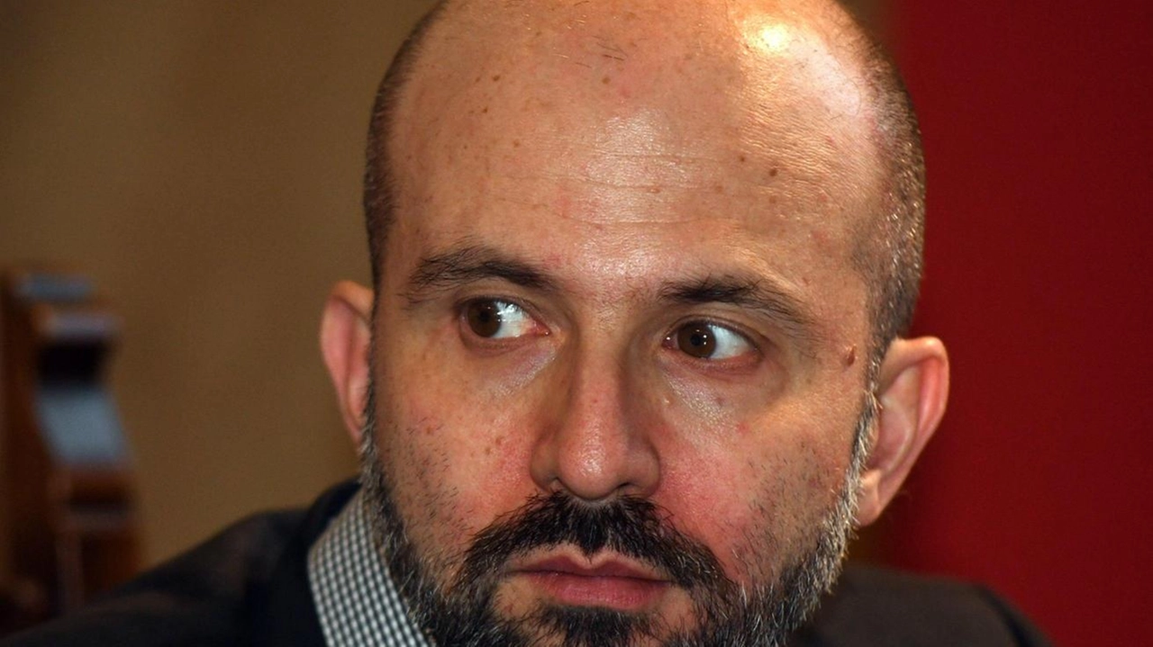 Sono 105.772 gli emendamenti presentati alla delibera di assestamento di bilancio che è stata presentata nell’aula del Consiglio comunale dall’assessore... Sono 105.772 gli emendamenti presentati alla delibera di assestamento di bilancio che è stata presentata nell’aula del Consiglio comunale dall’assessore...