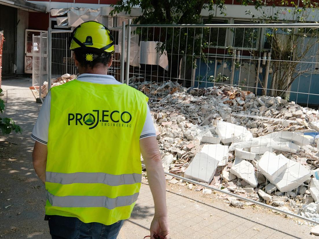 sorpresa nel cantiere della bellani emergono macerie sporche i costi salgono di 445 milioni