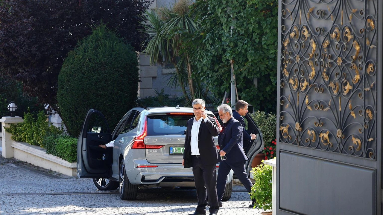 Ministri degli Esteri, 'impegnati per risoluzione diplomatica' Ministri degli Esteri, 'impegnati per risoluzione diplomatica'