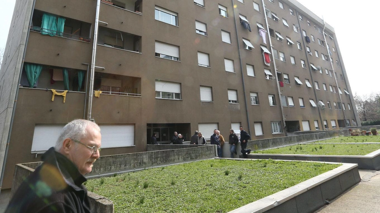 L’intervento ha un costo di 2,7 milioni L’edificio ospita quasi 60 appartamenti L’intervento ha un costo di 2,7 milioni L’edificio ospita quasi 60 appartamenti