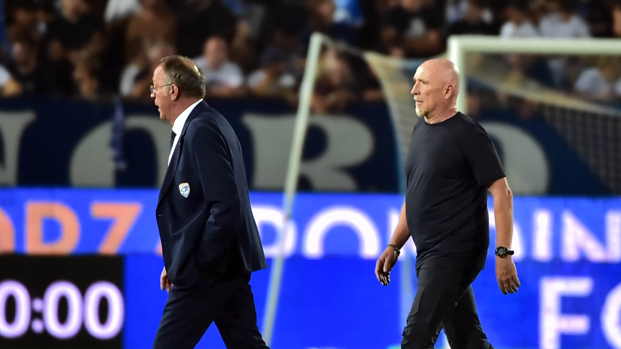 Rolando Maran allenatore del Brescia Calcio e Castagnini a fine gara Rolando Maran allenatore del Brescia Calcio e Castagnini a fine gara