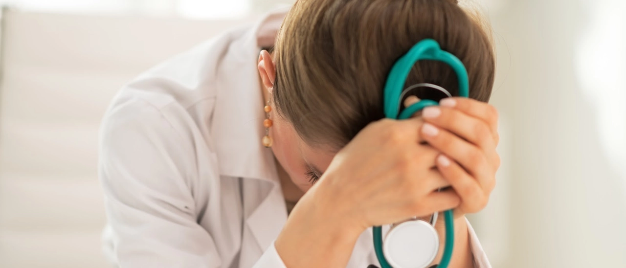 Stop alla corsia veloce per stranieri: perché il Tar ha annullato la delibera (non ancora applicata) della Regione