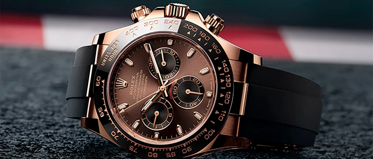 Raid in corso Lodi: con il trucco dello specchietto gli scippano il Rolex da 45mila euro