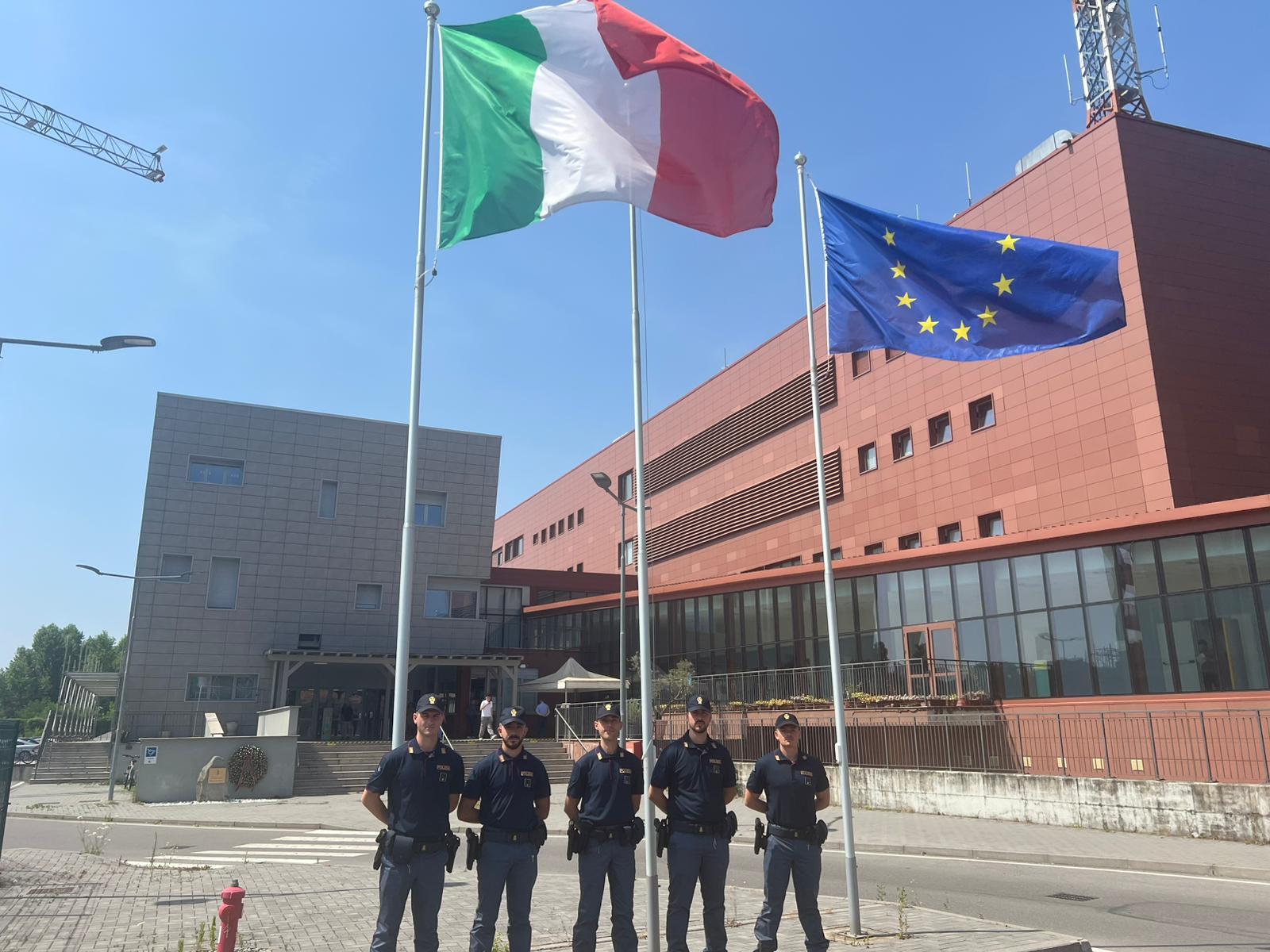 Alla Questura di Monza arrivano sette nuovi agenti, “garantiremo maggiore sicurezza” Alla Questura di Monza arrivano sette nuovi agenti, “garantiremo maggiore sicurezza”