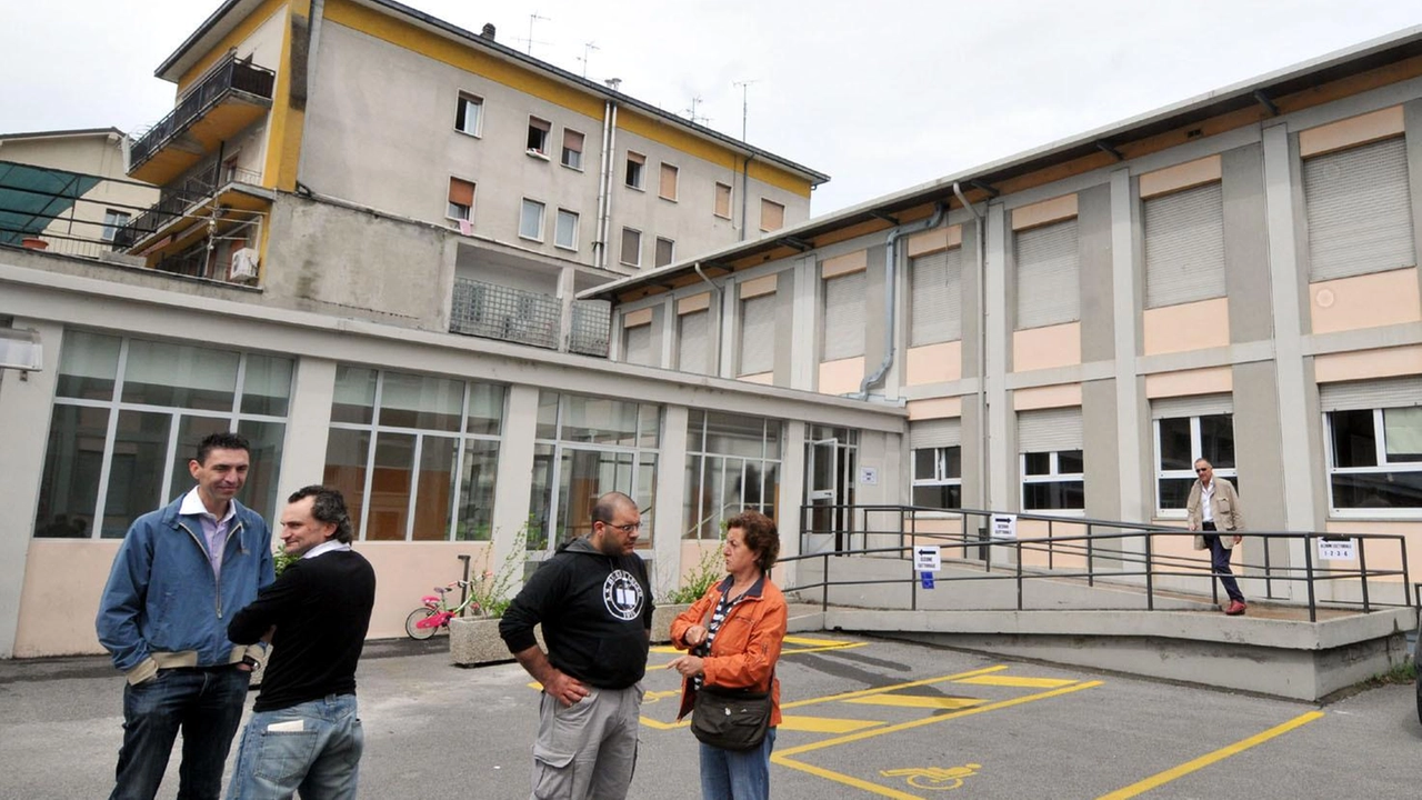 Del caso si sono interessati provveditore e prefetto Verosimilmente gli organici non saranno completati prima dell’inizio di ottobre Del caso si sono interessati provveditore e prefetto Verosimilmente gli organici non saranno completati prima dell’inizio di ottobre