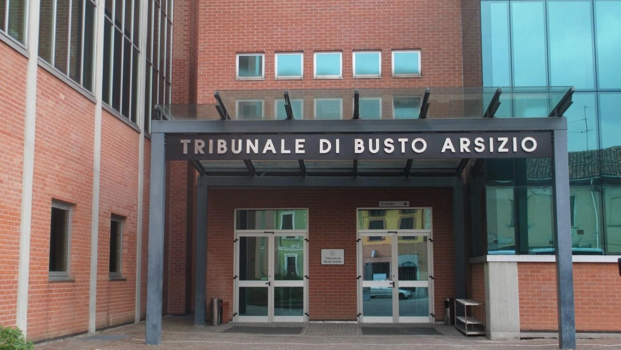 Il tribunale di Busto Arsizio Il tribunale di Busto Arsizio