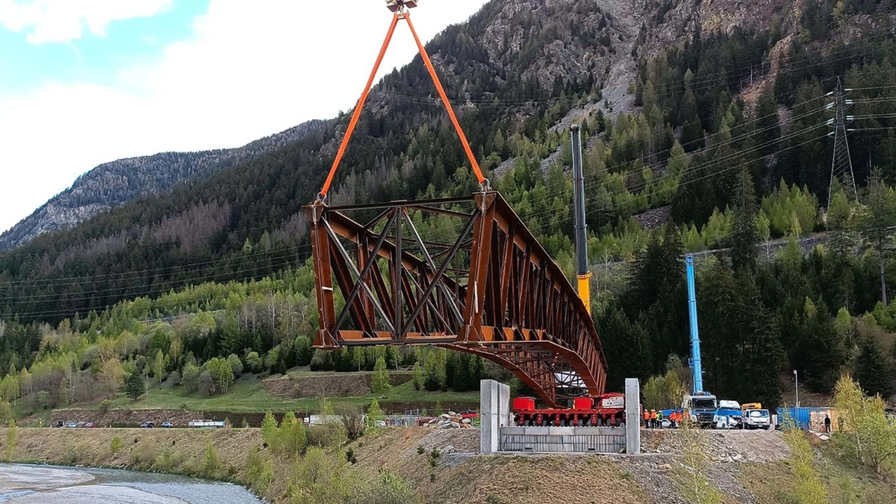 A costruire il ponte è il raggruppamento d’imprese Tmg - Cmm e Conf Costruzioni A costruire il ponte è il raggruppamento d’imprese Tmg - Cmm e Conf Costruzioni
