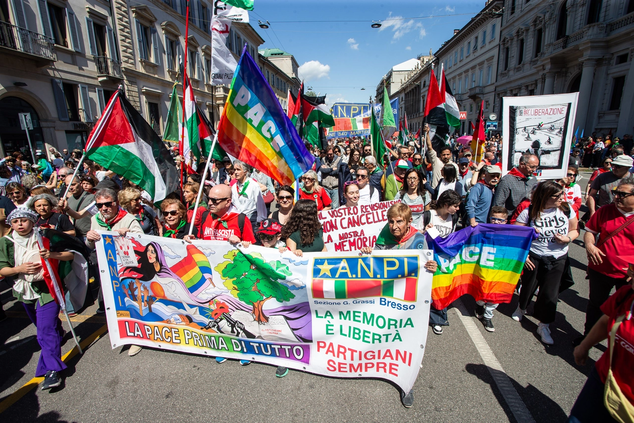 CORTEO 25 APRILE  MILANO, 25 APRILE 2025, ANSA/DAVIDE CANELLA