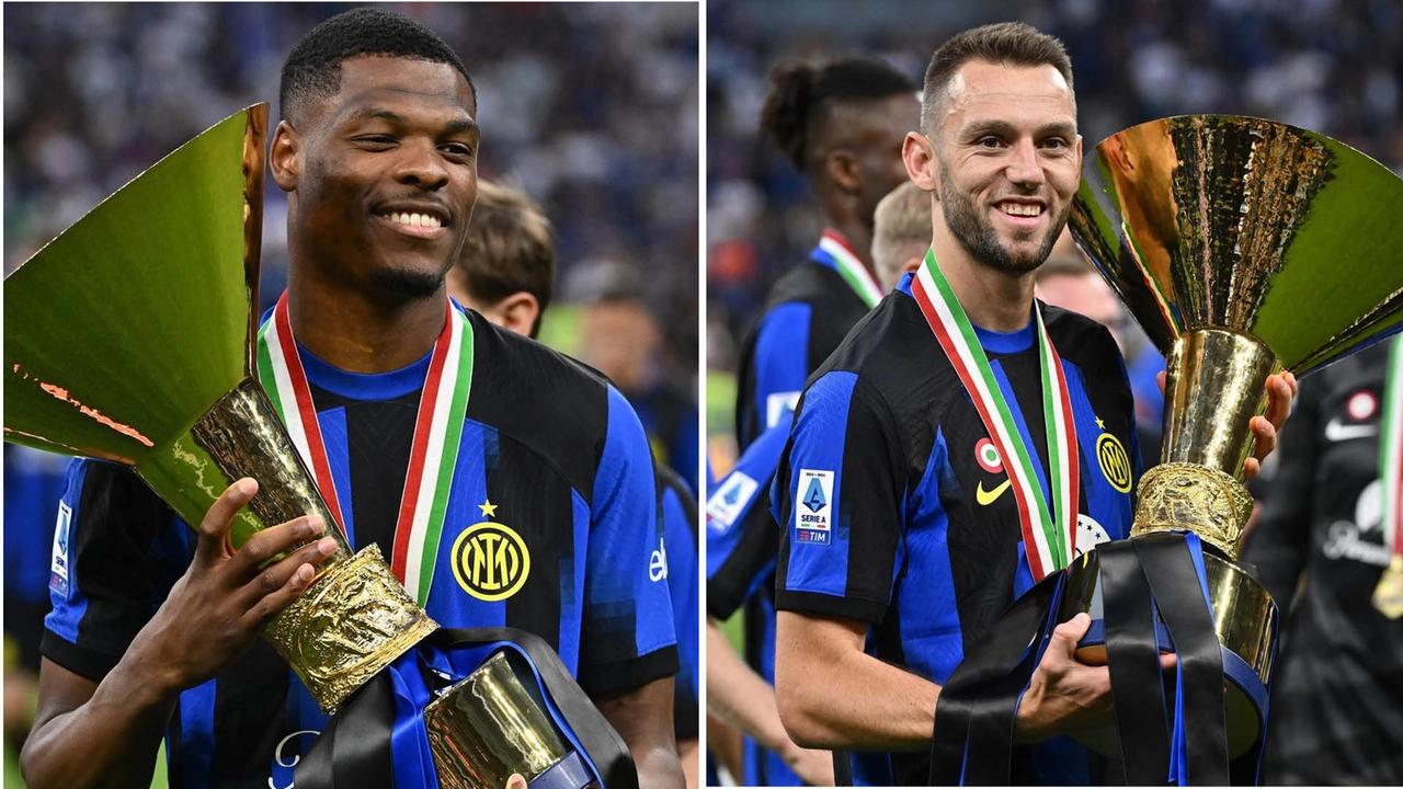 Denzel Dumfries e Stefan De Vrij sono tornati a disposizione di Simone Inzaghi dopo le vacanze e gli impegni con la nazionale olandese Denzel Dumfries e Stefan De Vrij sono tornati a disposizione di Simone Inzaghi dopo le vacanze e gli impegni con la nazionale olandese